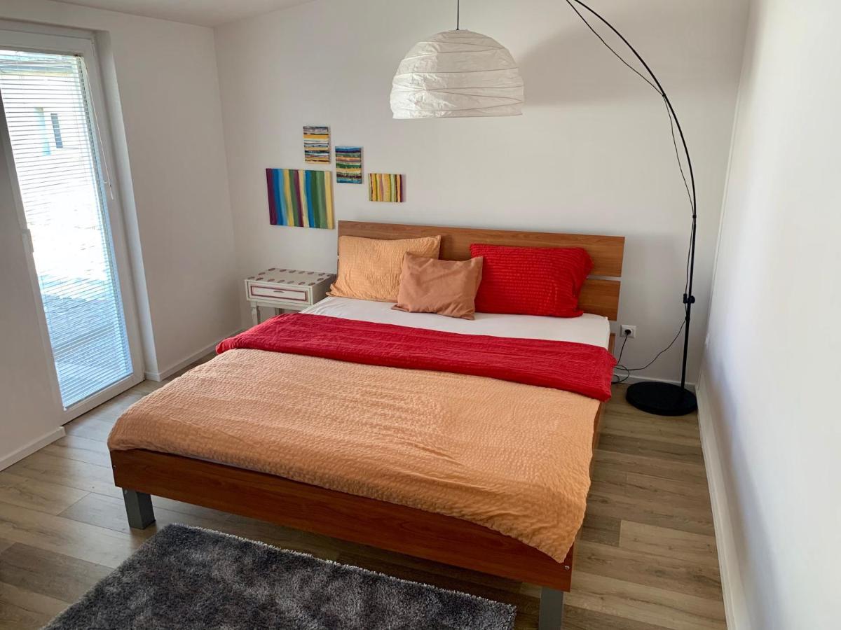 Peachy House Bezigrad Hotel Ljubljana Ngoại thất bức ảnh