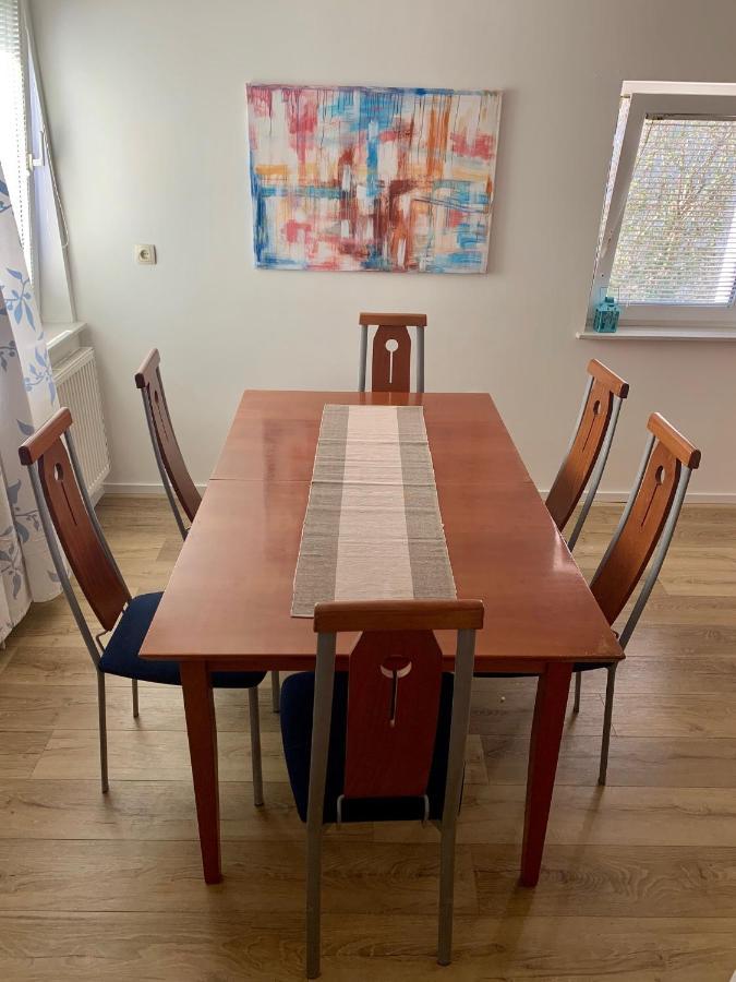 Peachy House Bezigrad Hotel Ljubljana Ngoại thất bức ảnh